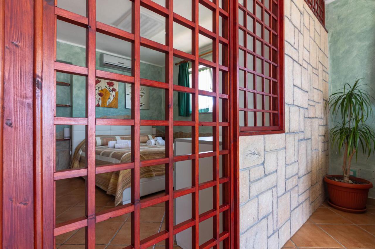 Roccabianca Rooms & Studios 斯廷蒂诺 外观 照片